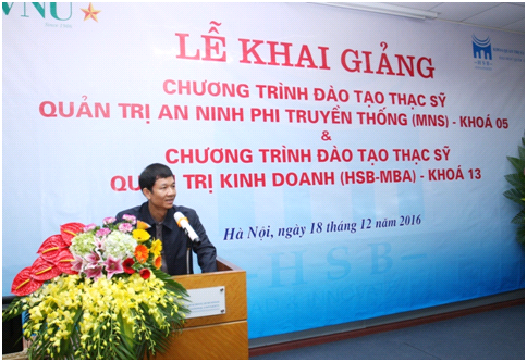 khai giang 3